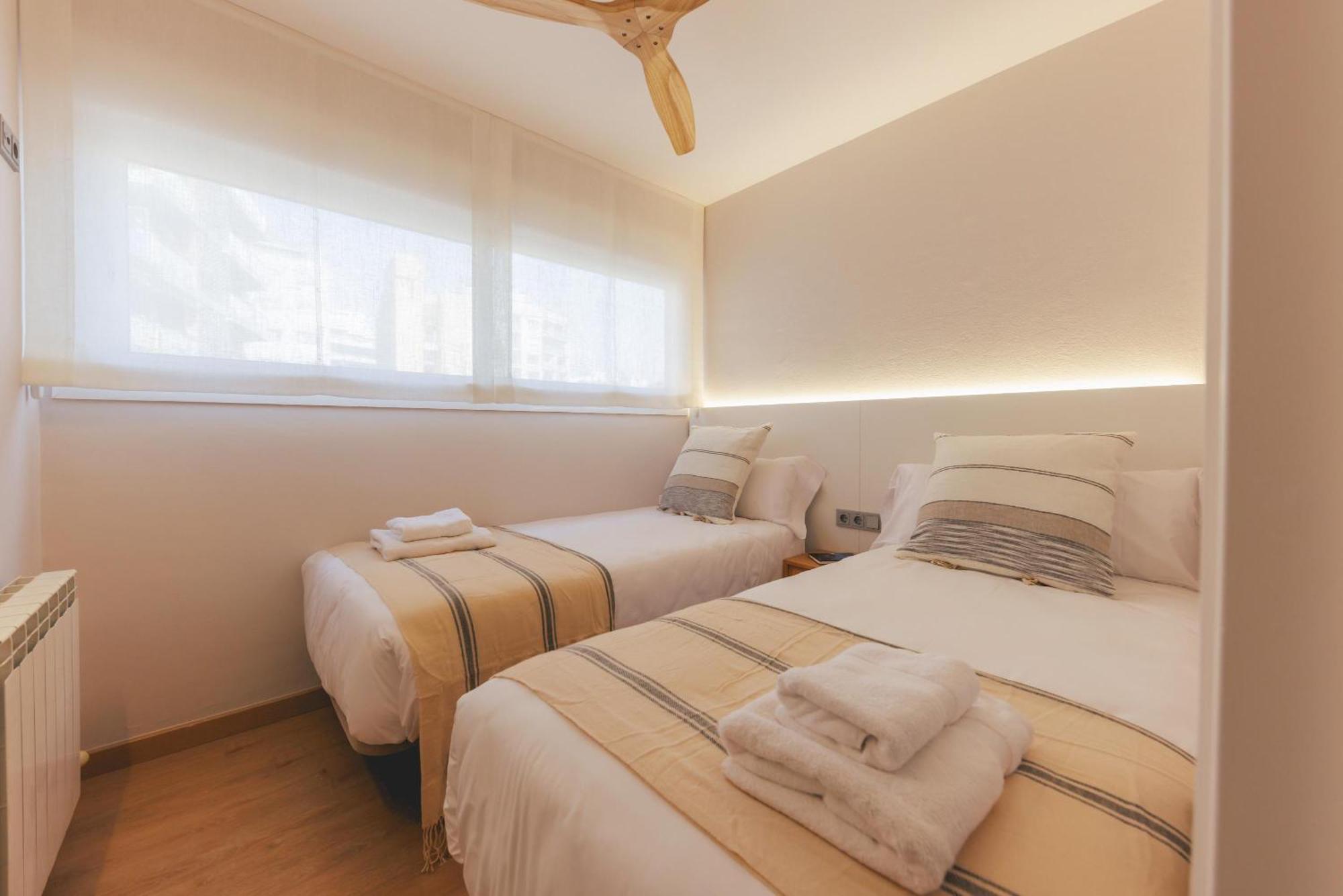 Bravissimo Hortes, 3-Bedroom Centre Apartment ชีโรนา ภายนอก รูปภาพ